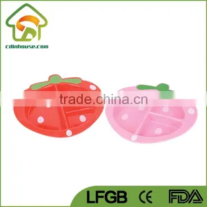 Heart Shaped Plastic Plate With Divider thumbnail-4