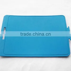 Silicone Flexible Vegetable Salad Chopping Cutting Board With Scale thumbnail-1