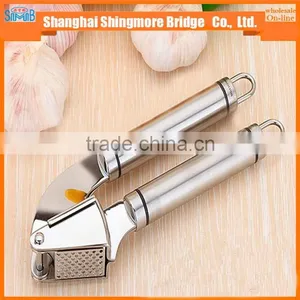 Kitchen Vegetable Fruit Tools High Quality Stainless Steel Garlic Press thumbnail-5