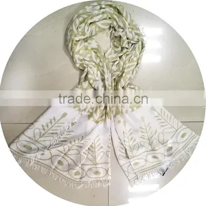 Good Fashionable Print Muslim Hijab TR Viscose Scarf thumbnail-3