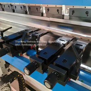FCNC-200T/4000 Press Brake thumbnail-4