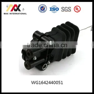 Sinotruk HOWO Truck Cabin Height Control Valve (Wg1642440051) thumbnail-3