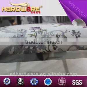 Flower Designs Fabric Painting With Stainless Steel Butterfly Shape Chair Frame thumbnail-5