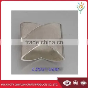 Stainless Steel or Metal Rattan Napkin Ring thumbnail-2