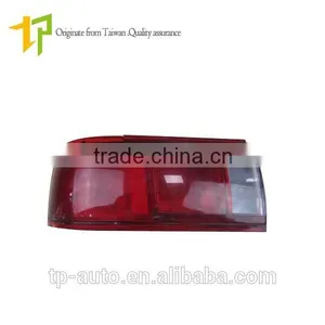 Factory High Quality Car Tail Lamp 26555-F4215 Auto Tail Light thumbnail-1