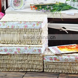 Eco-friendly Home Used Hotel Used Sundries Storage Hand Woven Baskets of Corn Husk With Cover thumbnail-1