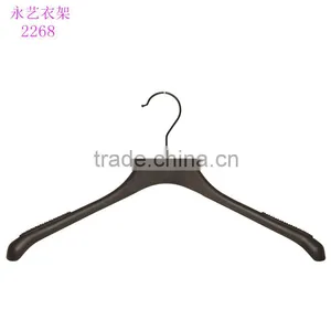 2016 New Style High Quality Thin T-shirt Plastic Hanger For Sale thumbnail-1
