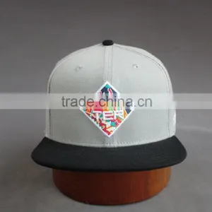Custom 100% Cotton 6-panel Snapback Cap With Front Embroidery thumbnail-3