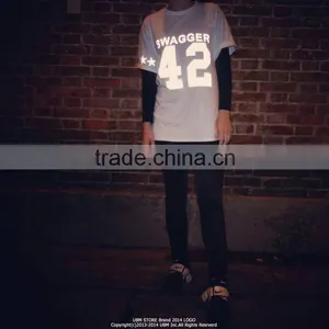 Customized Design Fashionable Colorful Outdoor Streets Reflective T-shirt 100%cotton Eco-friendly Unisex Wholesale thumbnail-2