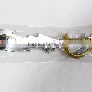 Plastic Pirate Sword With Eye Patch Earring and Badge for Kid Toy thumbnail-3