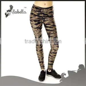 All Over Sublimation Yoga Set Spandex Yoga & Fitness Wear thumbnail-3