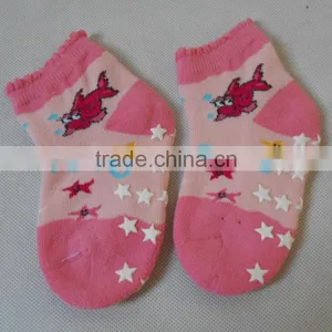 Non Slip Socks thumbnail-4