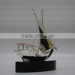 Noble Customized Made Silver Crystal Arab Dhow MODEL For Office Decoration And Islamic Souvenirs Gifts thumbnail-4
