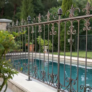 Wholesale PVC Coated Green Lawn Fence for Outdoor Villa and Community Gardens thumbnail-3