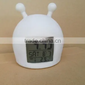 Novelty Alarm Clock Display Humidity Temperature thumbnail-3
