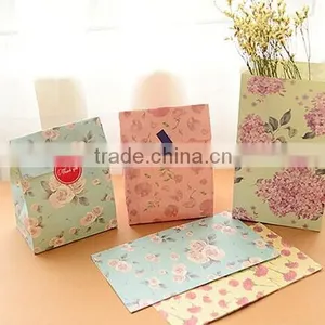 Beautiful Floral Designs Paper Bag,handling Kraft Paper Bag thumbnail-3