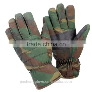 Ski Gloves, Camouflage Ski Gloves, Thinsulate Ski Gloves thumbnail-1