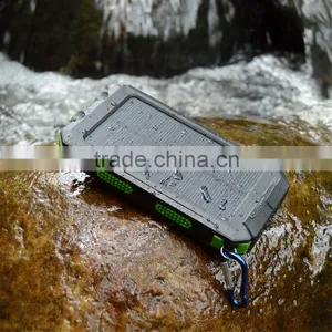 Chargeur Solaire Portable Smartphone Power Bank thumbnail-5