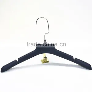 Wholesale China Supplier Plastic Coat Hanger With Metal Hook thumbnail-1