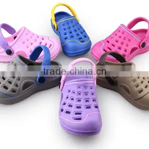 2016 Children Hole Shoes New Baby Girls Sandals Kids Summer Beach Slippers Clogs Garden Shoes thumbnail-1