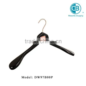 Extra Shoulder Coat Hanger thumbnail-2