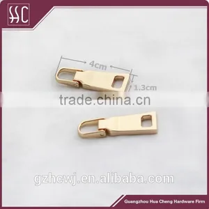 Customized Designer Zipper Puller & Slider for Bag Accessories thumbnail-1
