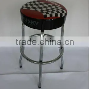 Rolling Stool thumbnail-1