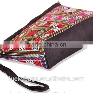 2015 New Bag Cotton Canvas Bag the Miao Embroidery Handbag thumbnail-3