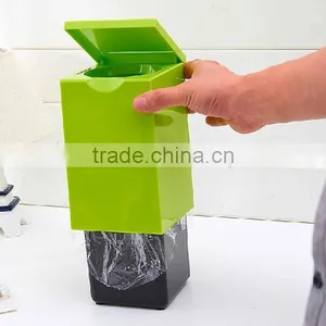Eco-friendly PP Household Plastic Car Trash Can thumbnail-3