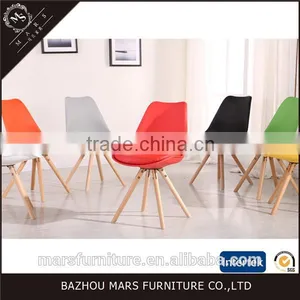 Cheap Wood Leg Green Plastic Chair thumbnail-1