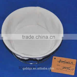 Metal Bread Basket With Cloth Liner thumbnail-1