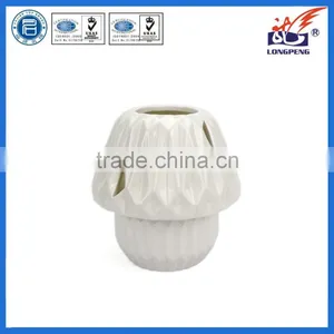 Eco-Friendly Elegant White Ceramic Table Lamp Shape Candle Holders thumbnail-1