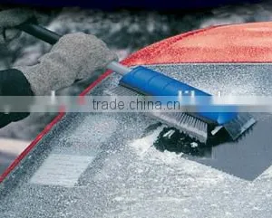 High Quality Plastic Snow Brush With Ice Scraper thumbnail-1