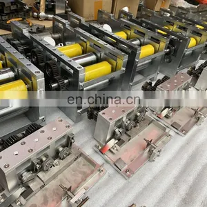 Ultrasonic Face Nose Bridge Welding for Folding Conveyor Rollers Machine Clipart thumbnail-5