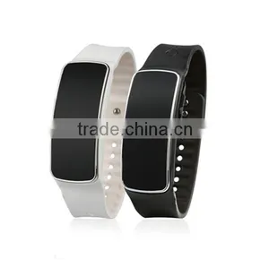 App Supported Pedometer Bluetooth Heart Rate Monitor Monitor Watch thumbnail-1