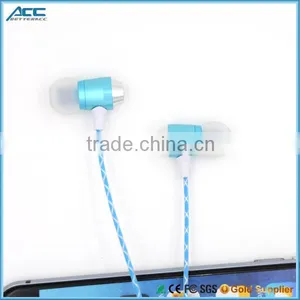 Blue Color Smartphone Metal Earphones With Microphone and Volume Remote thumbnail-4