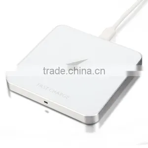 We Take Customers as Our Gods New qi External Backup Battery Wireless Charger Mobile Phone Power Bank 5000 thumbnail-1