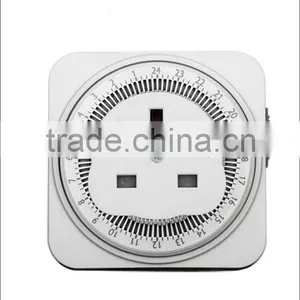 220-240V Mechanical Daily Plug in Timer thumbnail-1