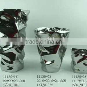 Ceramic Flower Vase thumbnail-1