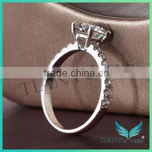 925 Sterling Sliver 9 Hearts & Flower VVS1 E-F Round Cut Moissanite Diamond Wedding Rings Price thumbnail-4