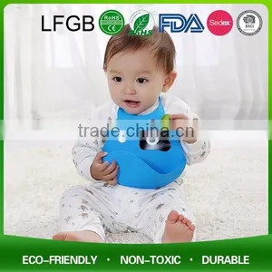 Toddler Eating Training Silicone Bibs With Crumb Catcher thumbnail-6