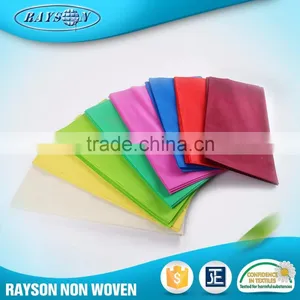China Product Cheap Prices Nonwoven Fabric Tablecloth thumbnail-1