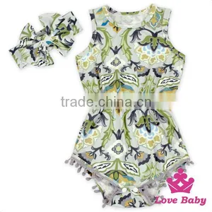 2LLY-090 Lovebaby Punjabi Designer Suits Boutique Printed Animals With Bow Accessory Pom Pom Jumpsuits for 0-2t Baby thumbnail-3