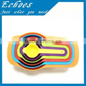 Color Plastic 6 Pcs Measuring Cups thumbnail-1