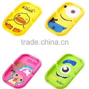 China Supplier Cartoon Silicone Anti-slip Cell Phone Holder thumbnail-1