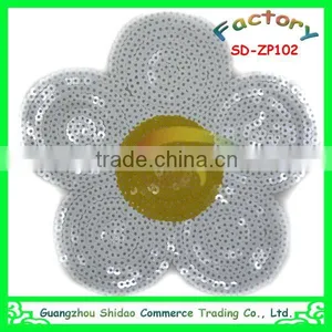 Eco-friendly Sequin Sunflower Design Embroidery Sequin Applique Embroidery Patch thumbnail-1