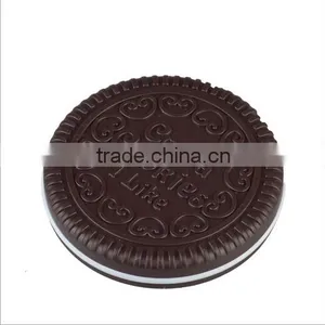 Mini Pocket Chocolate Cookie Compact Mirror With Comb thumbnail-2