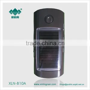 Solar Flashlight Radio With AM/FM (XLN-810A) Coco thumbnail-1