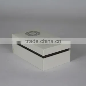 Delicate Paper Gift Perfume Box thumbnail-1