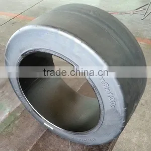 China Factory Supply Hot Sales Top Quality Press on Tires Smooth Pattern Tire 18x8x12 1/8 for Port Container Trailers thumbnail-3